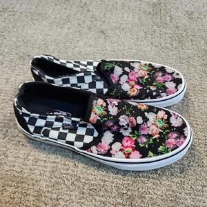 Vans Sneakers Classic Slip On Black White Checkerboard Floral Print Women's
